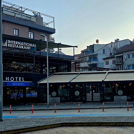 International Palace Veles Exterior photo